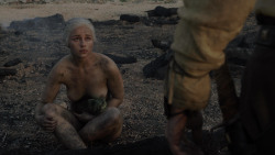 extant_GameOfThrones_1x10-FireAndBlood_5296