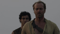 extant_GameOfThrones_1x10-FireAndBlood_5304