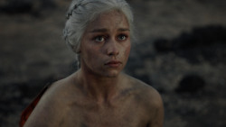 extant_GameOfThrones_1x10-FireAndBlood_5306