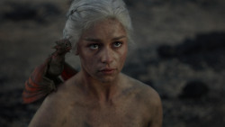 extant_GameOfThrones_1x10-FireAndBlood_5316