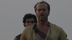 extant_GameOfThrones_1x10-FireAndBlood_5325
