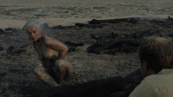 extant_GameOfThrones_1x10-FireAndBlood_5344