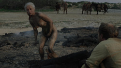 extant_GameOfThrones_1x10-FireAndBlood_5348