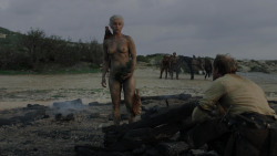 extant_GameOfThrones_1x10-FireAndBlood_5353