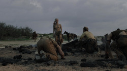 extant_GameOfThrones_1x10-FireAndBlood_5361
