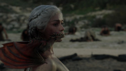 extant_GameOfThrones_1x10-FireAndBlood_5378