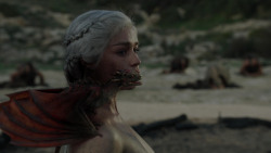 extant_GameOfThrones_1x10-FireAndBlood_5379