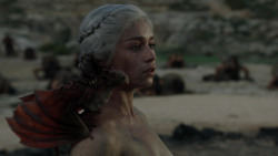 extant_GameOfThrones_1x10-FireAndBlood_5387