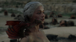 extant_GameOfThrones_1x10-FireAndBlood_5390