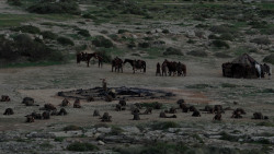 extant_GameOfThrones_1x10-FireAndBlood_5408