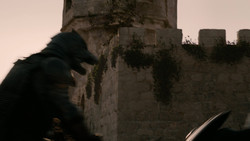 extant_GameOfThrones_2x01-TheNorthRemembers_0011