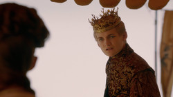 extant_GameOfThrones_2x01-TheNorthRemembers_0069