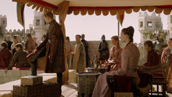 extant_GameOfThrones_2x01-TheNorthRemembers_0082