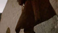 extant_GameOfThrones_2x01-TheNorthRemembers_0109