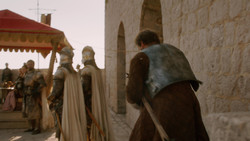 extant_GameOfThrones_2x01-TheNorthRemembers_0113