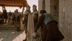 extant_GameOfThrones_2x01-TheNorthRemembers_0115