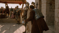 extant_GameOfThrones_2x01-TheNorthRemembers_0116