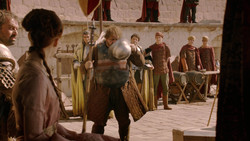 extant_GameOfThrones_2x01-TheNorthRemembers_0125
