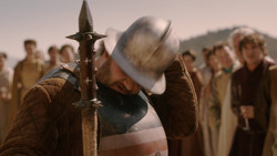 extant_GameOfThrones_2x01-TheNorthRemembers_0131