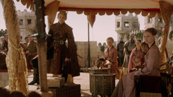 extant_GameOfThrones_2x01-TheNorthRemembers_0136