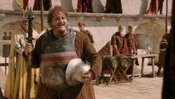 extant_GameOfThrones_2x01-TheNorthRemembers_0156