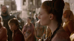 extant_GameOfThrones_2x01-TheNorthRemembers_0160