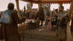 extant_GameOfThrones_2x01-TheNorthRemembers_0173