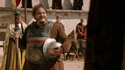 extant_GameOfThrones_2x01-TheNorthRemembers_0185