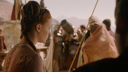 extant_GameOfThrones_2x01-TheNorthRemembers_0226