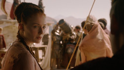 extant_GameOfThrones_2x01-TheNorthRemembers_0234