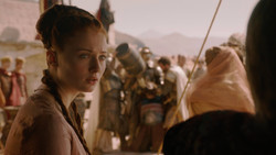 extant_GameOfThrones_2x01-TheNorthRemembers_0246