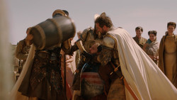 extant_GameOfThrones_2x01-TheNorthRemembers_0265