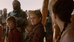 extant_GameOfThrones_2x01-TheNorthRemembers_0273