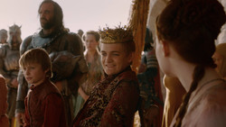extant_GameOfThrones_2x01-TheNorthRemembers_0276