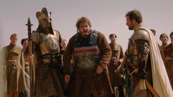 extant_GameOfThrones_2x01-TheNorthRemembers_0304