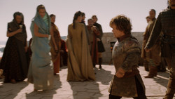 extant_GameOfThrones_2x01-TheNorthRemembers_0323
