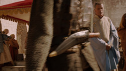 extant_GameOfThrones_2x01-TheNorthRemembers_0332