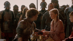 extant_GameOfThrones_2x01-TheNorthRemembers_0358