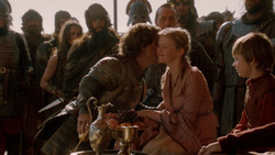 extant_GameOfThrones_2x01-TheNorthRemembers_0359