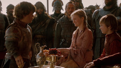 extant_GameOfThrones_2x01-TheNorthRemembers_0361