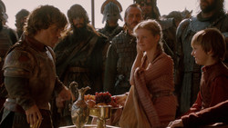 extant_GameOfThrones_2x01-TheNorthRemembers_0370