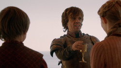 extant_GameOfThrones_2x01-TheNorthRemembers_0376