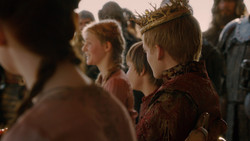 extant_GameOfThrones_2x01-TheNorthRemembers_0386