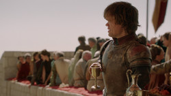 extant_GameOfThrones_2x01-TheNorthRemembers_0394