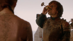 extant_GameOfThrones_2x01-TheNorthRemembers_0457