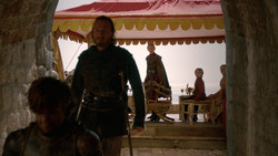 extant_GameOfThrones_2x01-TheNorthRemembers_0476