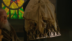 extant_GameOfThrones_2x01-TheNorthRemembers_0491