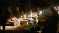 extant_GameOfThrones_2x01-TheNorthRemembers_0513