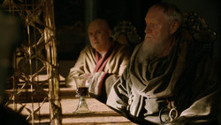 extant_GameOfThrones_2x01-TheNorthRemembers_0519