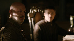 extant_GameOfThrones_2x01-TheNorthRemembers_0577